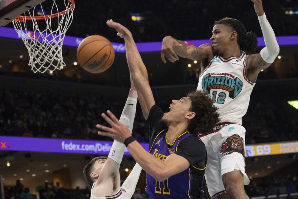 的多名球员 的多名球员