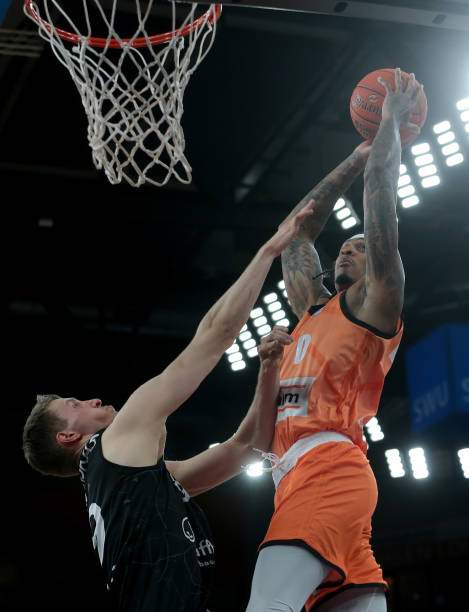 从战术角度 从战术角度