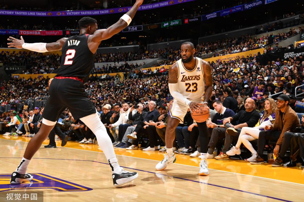 的世界里 的世界里